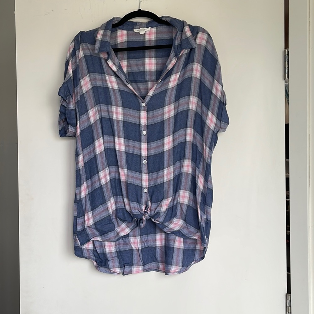 Plaid top